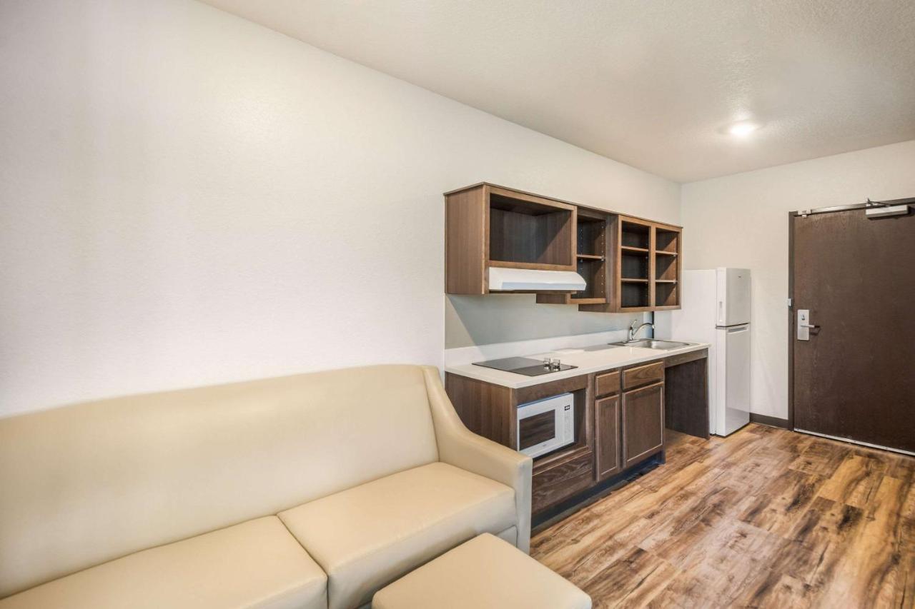 Woodspring Suites Bradenton Exterior photo