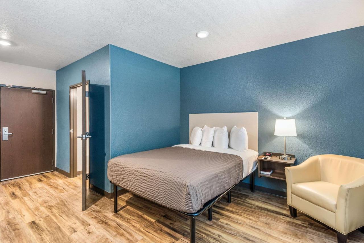Woodspring Suites Bradenton Exterior photo